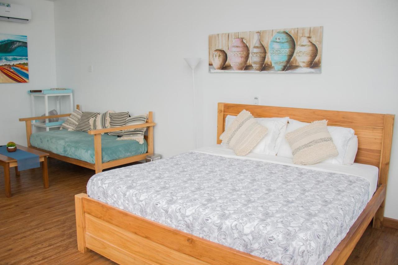 Chango'S Apartments โบกัสทาวน์ ภายนอก รูปภาพ