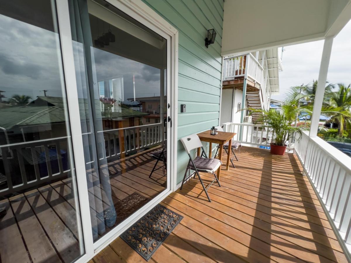 Chango'S Apartments โบกัสทาวน์ ภายนอก รูปภาพ