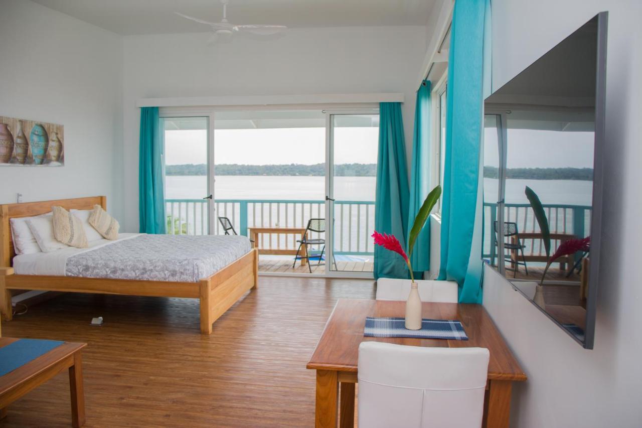 Chango'S Apartments โบกัสทาวน์ ภายนอก รูปภาพ