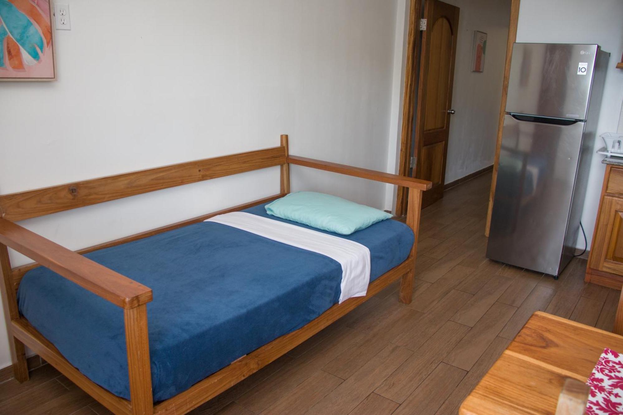 Chango'S Apartments โบกัสทาวน์ ภายนอก รูปภาพ